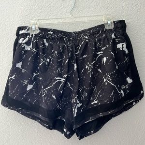 Women's athletic shorts - Leg3nd